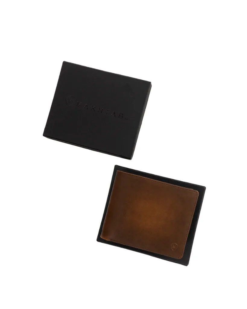 Makhtab Wallet Pull Up (Black)